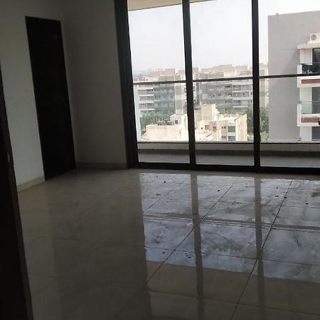 Ferienwohnung Shubh Antilia Ahmedabad Exterior foto